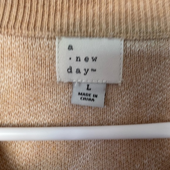 ZEBRA PRINT SWEATER - Picture 7 of 7